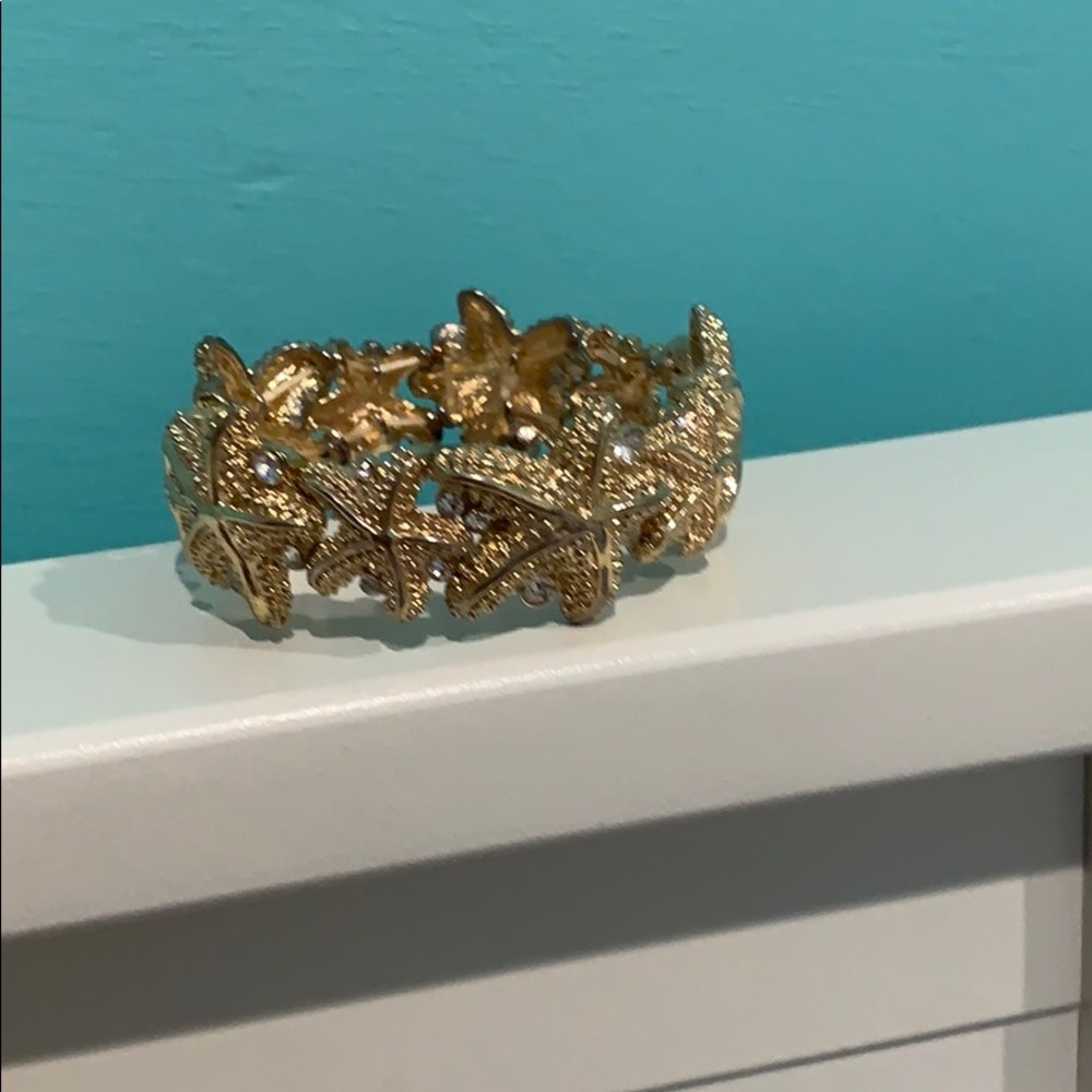 J. CREW Gold stretchy starfish bracelet